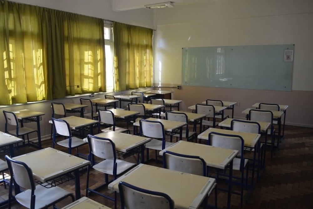 Governo do RS desiste de retomar aulas presenciais no final de agosto