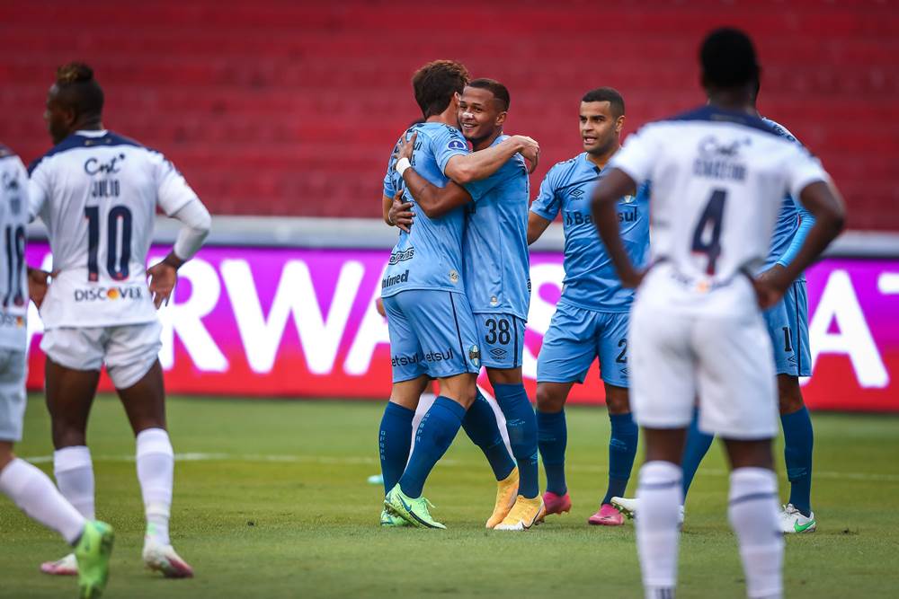 Grêmio vence a LDU, em Quito e constrói vantagem para o jogo de volta das oitavas de final da Sul-Americana