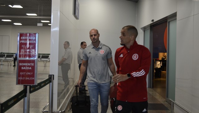Após empate na Colômbia, elenco do Inter retorna a Porto Alegre e ganha folga na sexta-feira
